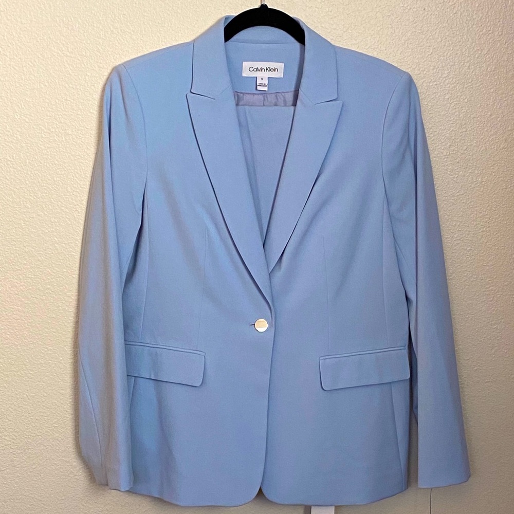 CALVIN KLEIN - Periwinkle Pants Suit
